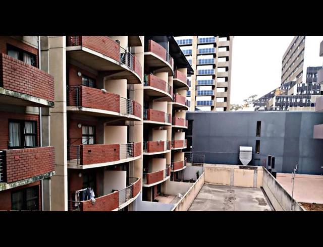 1 BEDROOM APARTMENT FOR SALE IN MILPARK